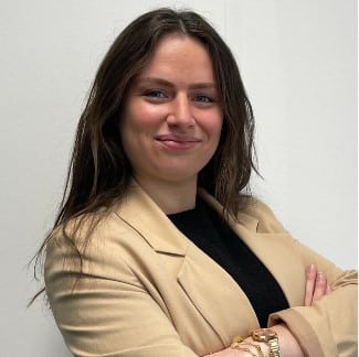 FirstECO-Clémence-Chazeirat-Responsable-Commerciale-FirstECO-FirstAO